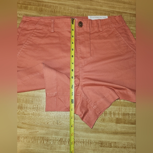 Women’s Washed Twill Shorts Coral Mist, size 8 - Picture 9 of 10